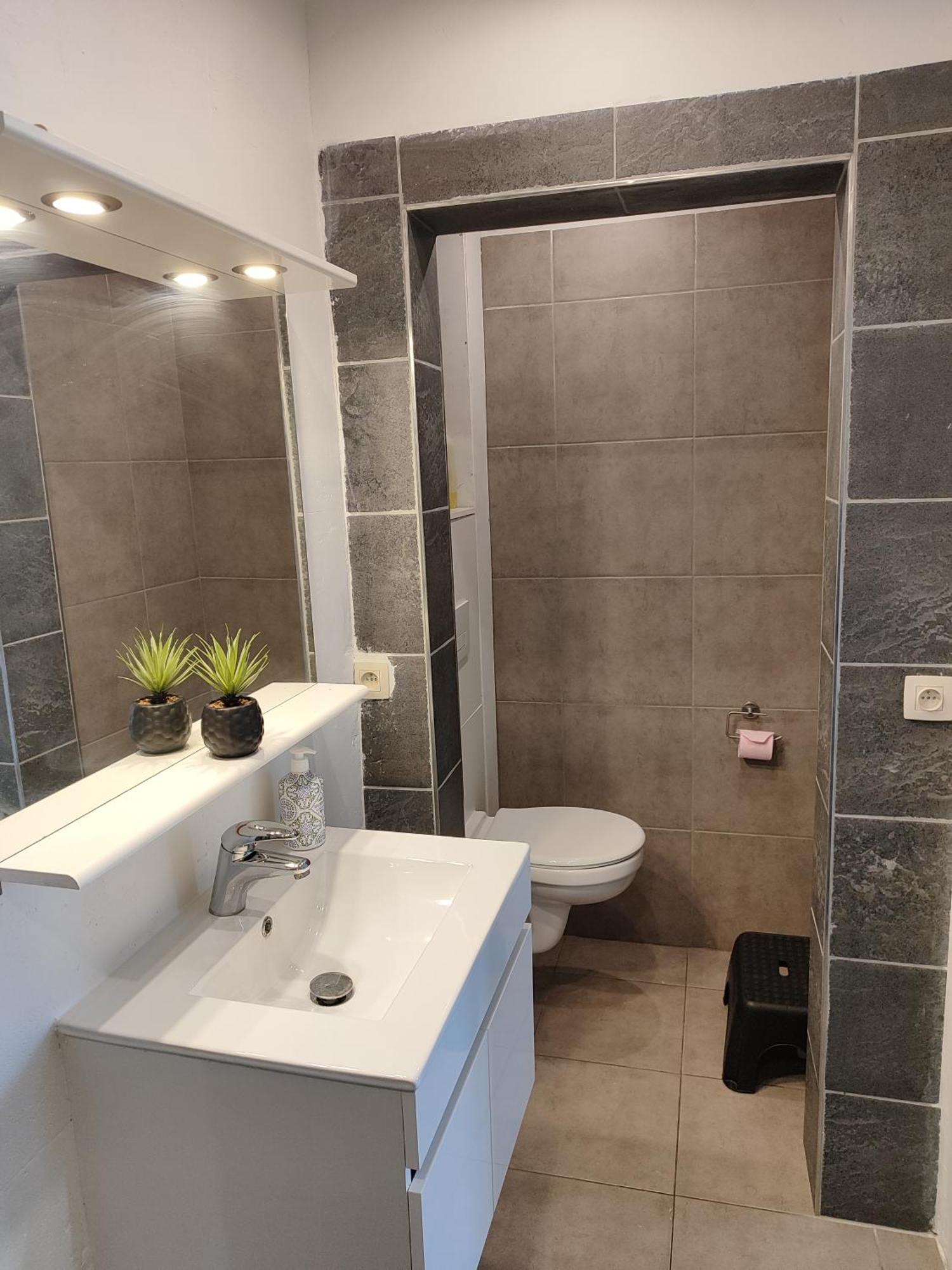 Appartement Spacieux Avec Parking Et Terrasse De Panne Kültér fotó