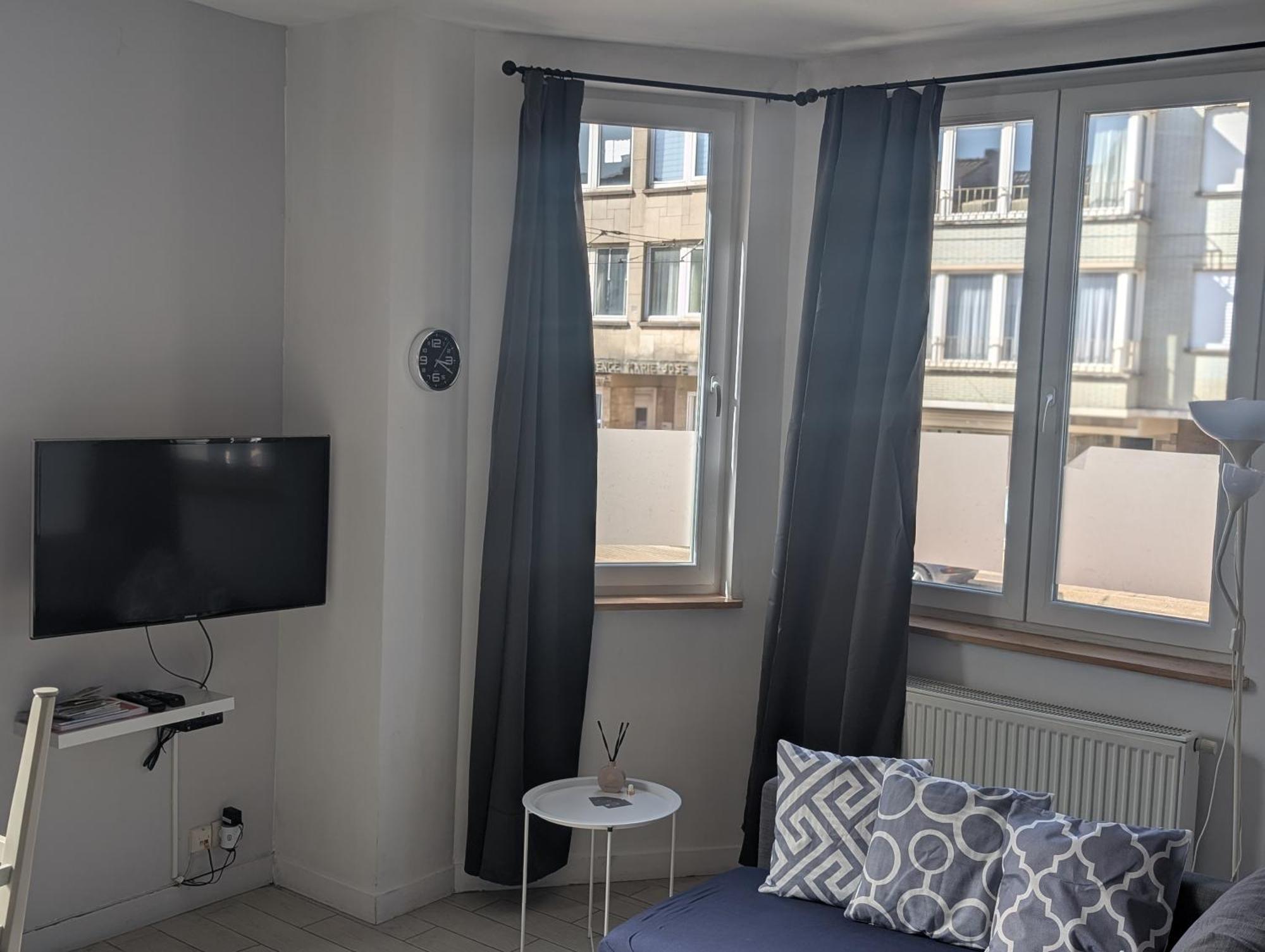 Appartement Spacieux Avec Parking Et Terrasse De Panne Kültér fotó